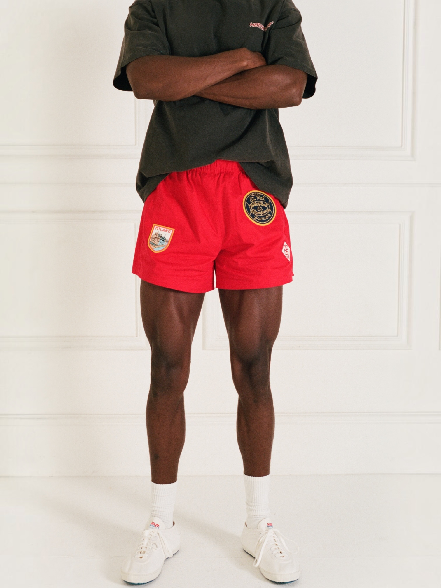 Vintage patch volleyball shorts (red)
